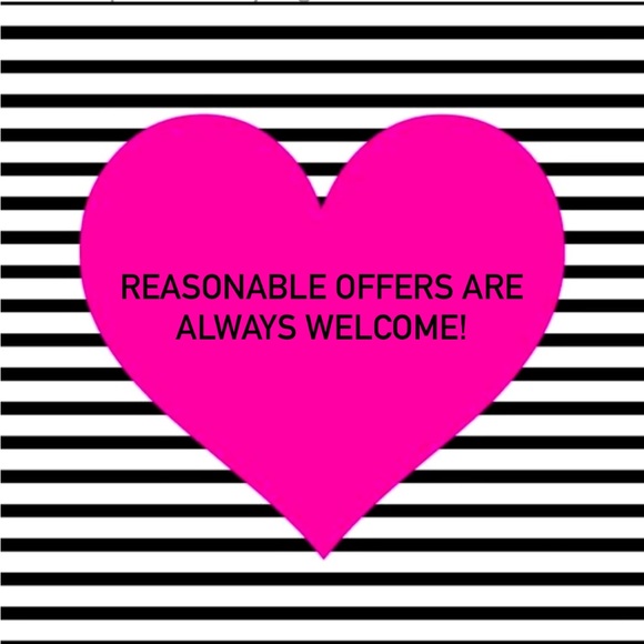 ✨Meet your Posher✨ - Picture 5 of 5